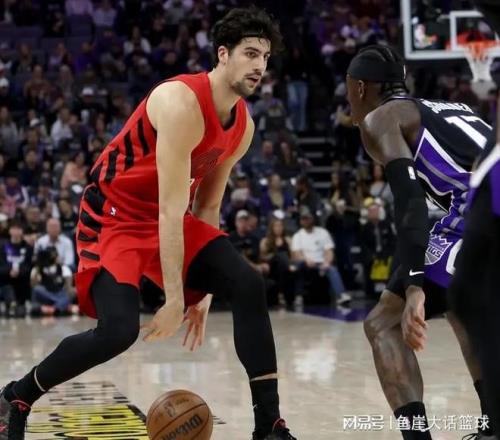 夏普得分新,纪录,克林根豪揽,开云体育,开云体育官网,开云体育app,开云体育app下载